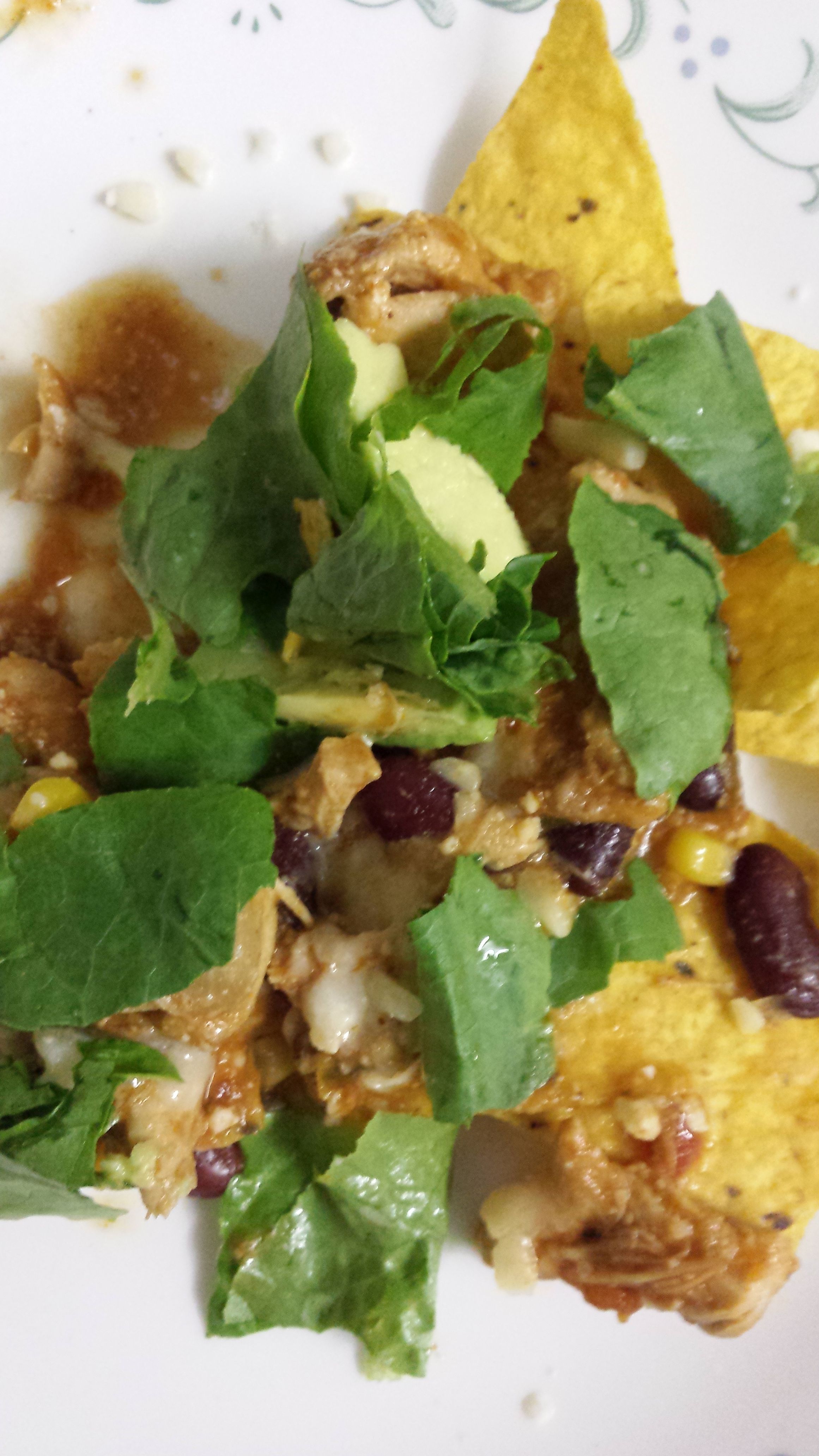 creamy salsa chicken served with corn chips, cheese, lettuce & avocado.